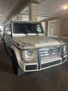 Picture of a Mercedes-Benz Truck - SUV rollover accident lawyers in Pennsylvania: 